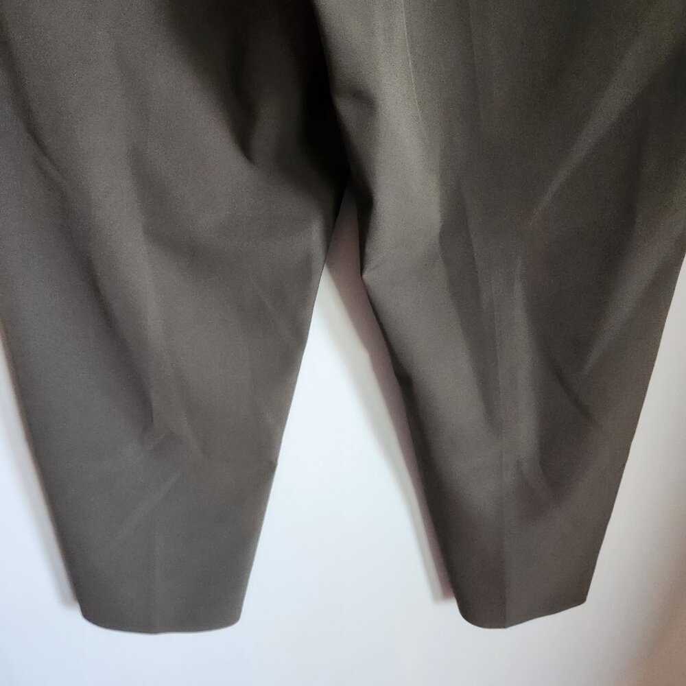 Athleta Pants Green 14 Women's Endless High Rise Pant Crop Commute Pockets - Picture 9 of 11